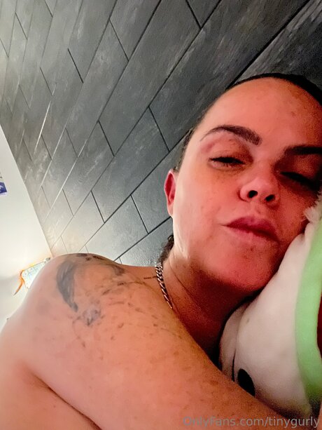 Tinygurly xxx model img