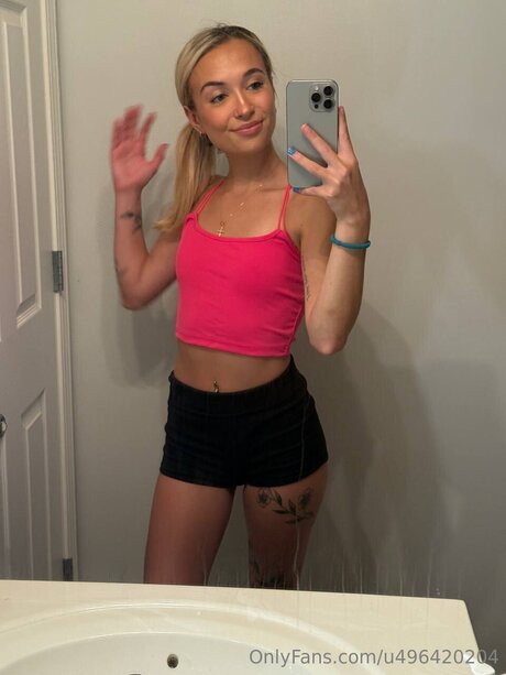 Kelseyblue xxx pornstar pictures