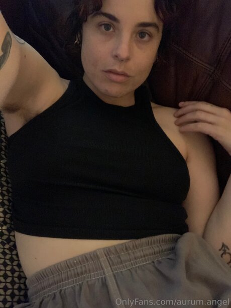 Aurum Angel model pornographic archive