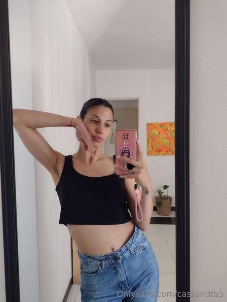 Cassandra5 exclusive model picture