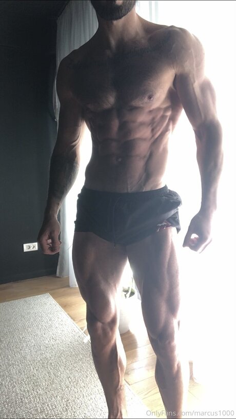 muscle nude onlyfans beautiful xxx pic