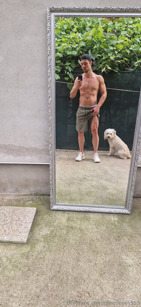 Greeneyes555 xxx model photo