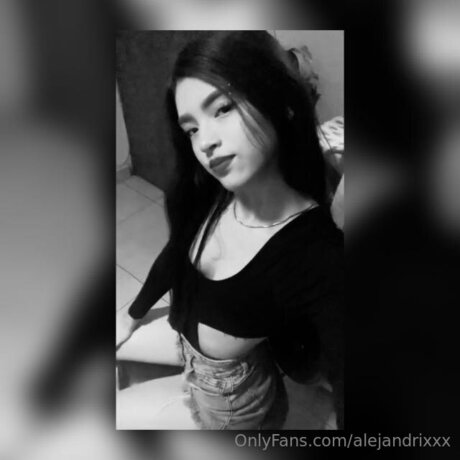 Alejandrixxx nude model img