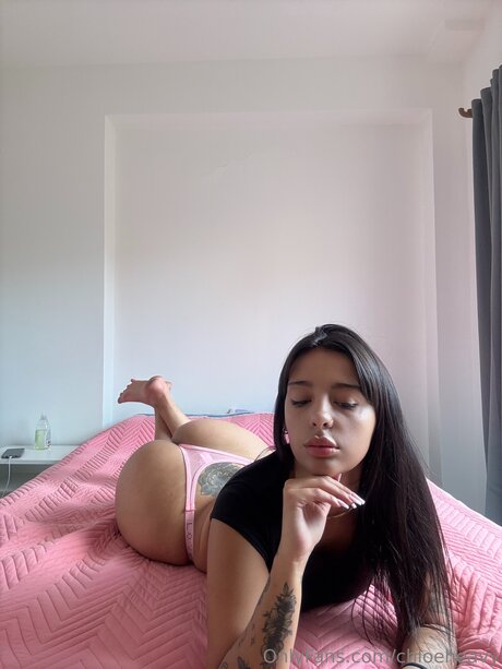 Chloeheavy hd model photo