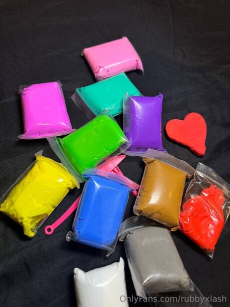 Rubbyxlash art actress gallery