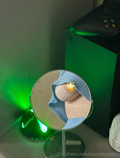 Essereunaltra model pic