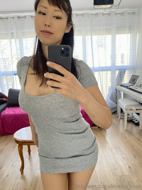 Kimiko Rose model sexy pic