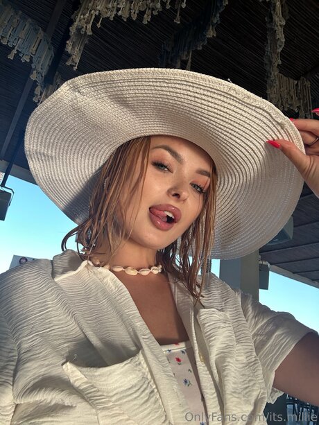 Its Millie sexy star img