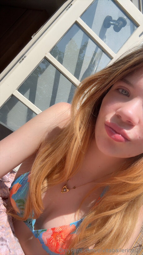 Elvitaballerina07 adult model images