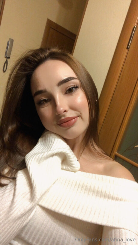 Afina Love model best pic