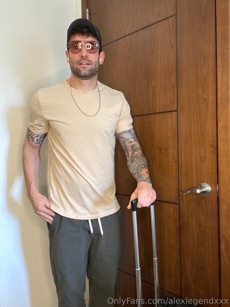 Alexlegendxxx nude pornstar photos