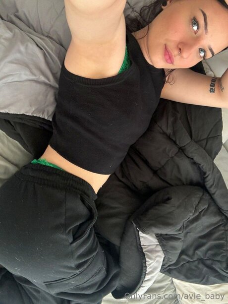 Avie Baby model nudes image