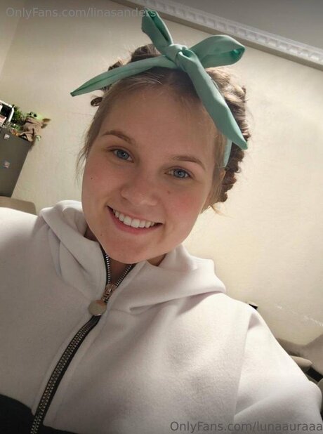 Linasanders star erotic galleries