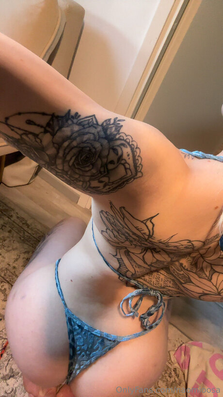 Naomioosa model nudes img