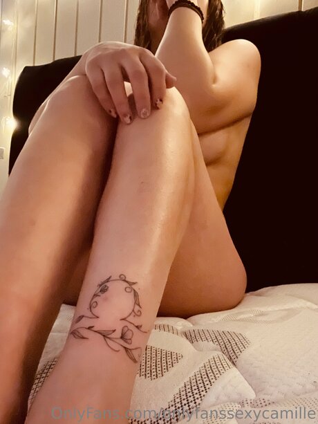 Onlyfanssexycamille nude pornstar picture