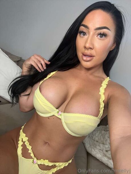 Imkellyj model hd image