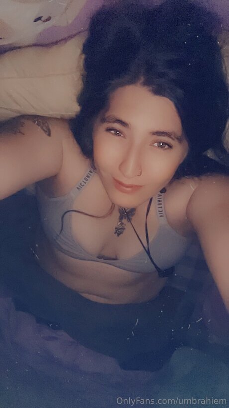 Umbrahiem model nice pics