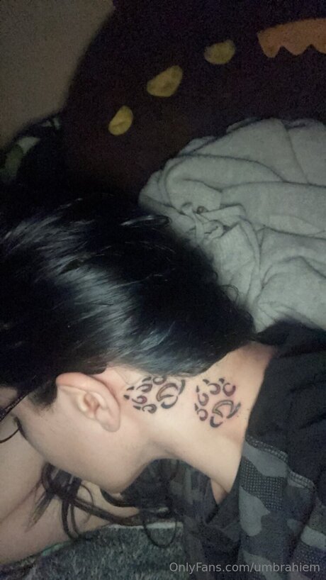 Umbrahiem art actress gallery