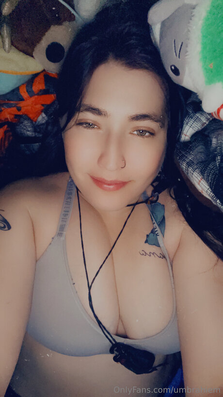 Umbrahiem porn model images