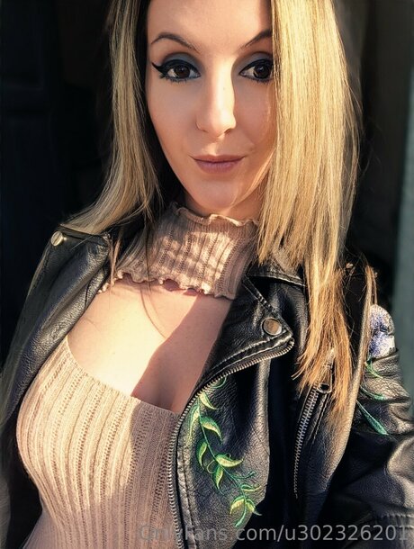 Ladyloka8888 pornstar sexy photo