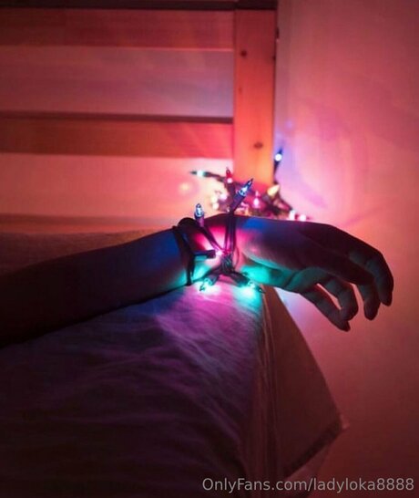 Ladyloka8888 hot model photo