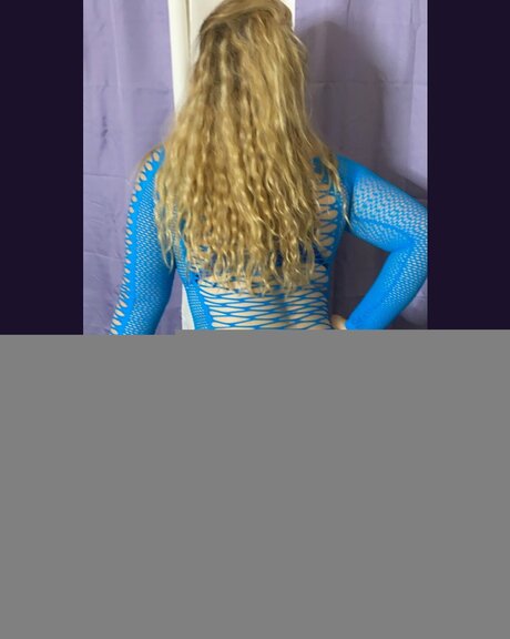 Champagnecutie hd pornstar img