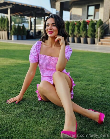 Lady Mila model erotic pictures