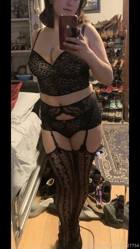 U165327754 star top photo