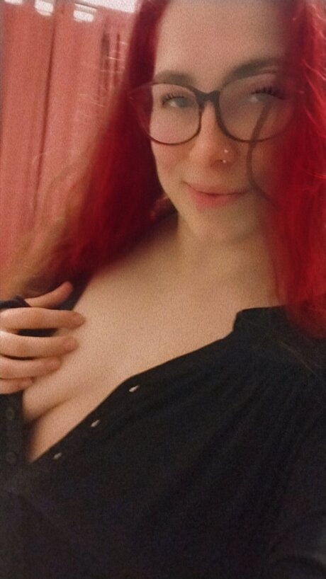 Selenaonfire xxx pornstar archive