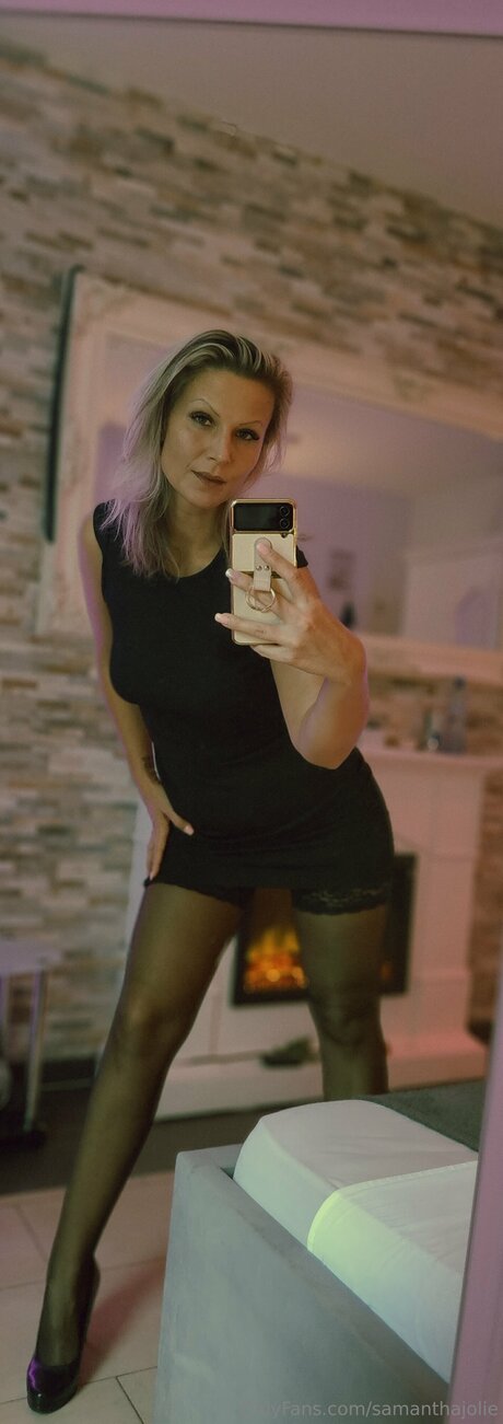 Samanthajolie model pretty pictures