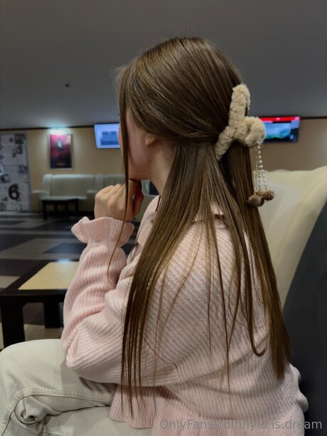 Lily Karamelka art model archive