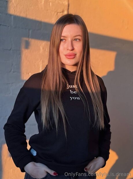 Lily Karamelka beautiful model photo