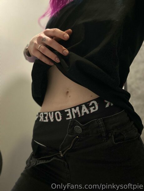 Pinkysoftpie pornographic actress galleries