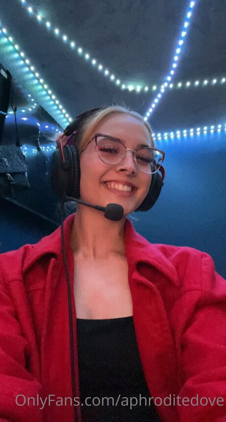 Aphroditedove high quality pornstar photo