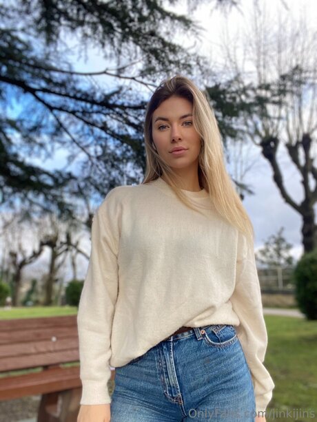 Jinkijins model nude pics