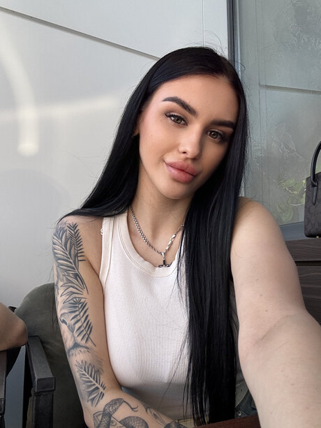 Sexible pornstar hot photo