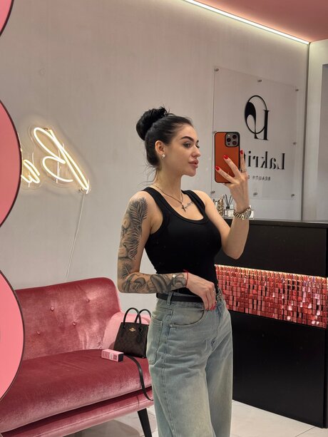 Sexible pornstar xxx picture