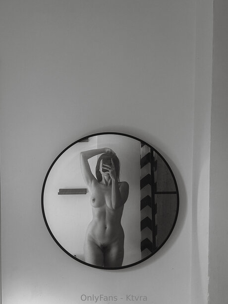 Ktvra naked model gallery