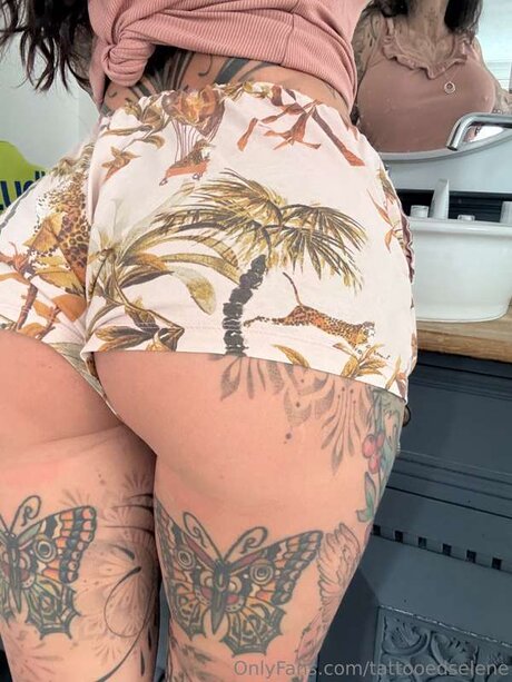 Tattooedselene model free picture
