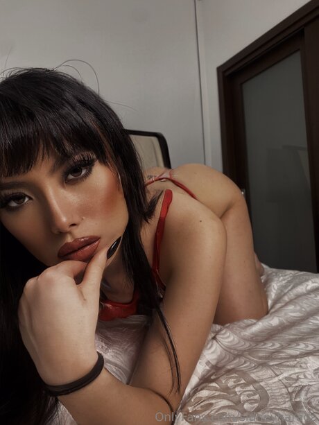 Sidneyharada model exclusive img