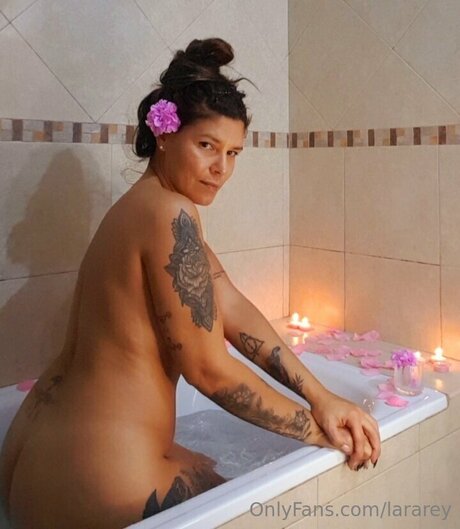 Lalaseyerfree nice star galleries