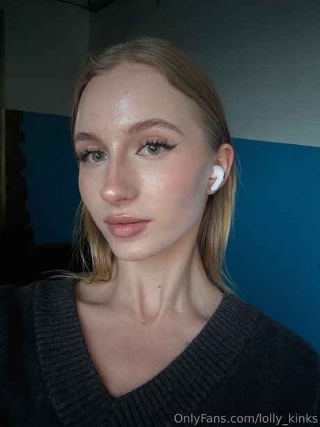 Lolly Kinks perfect model pictures