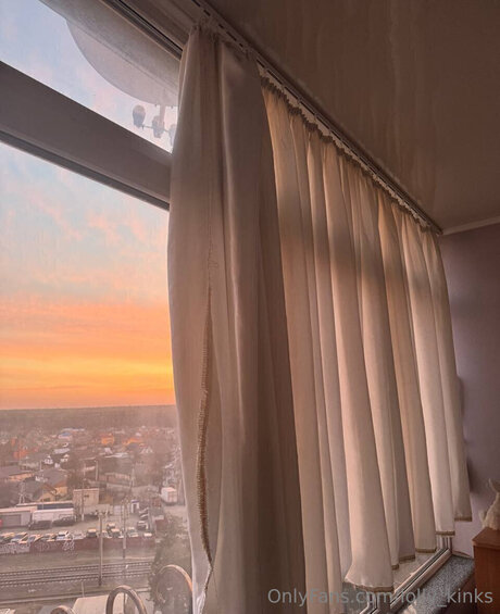 Lolly Kinks model erotic archive