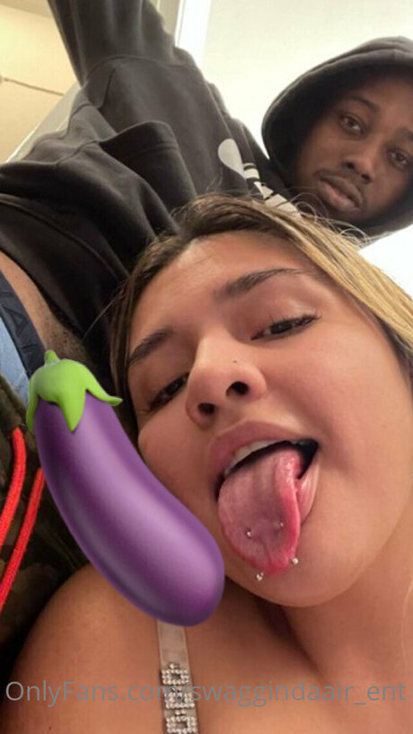 Swaggindaair Ent pornstar high quality gallery