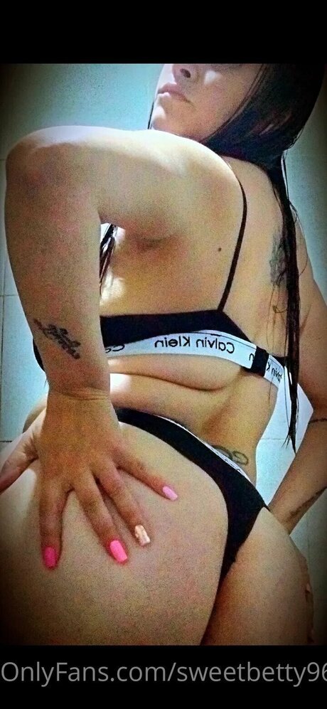 latina solo onlyfans beautiful naked images