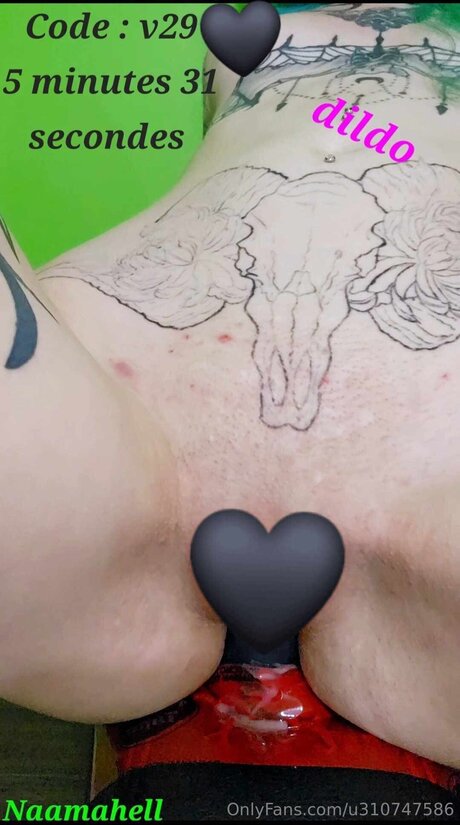 U310747586 model pic