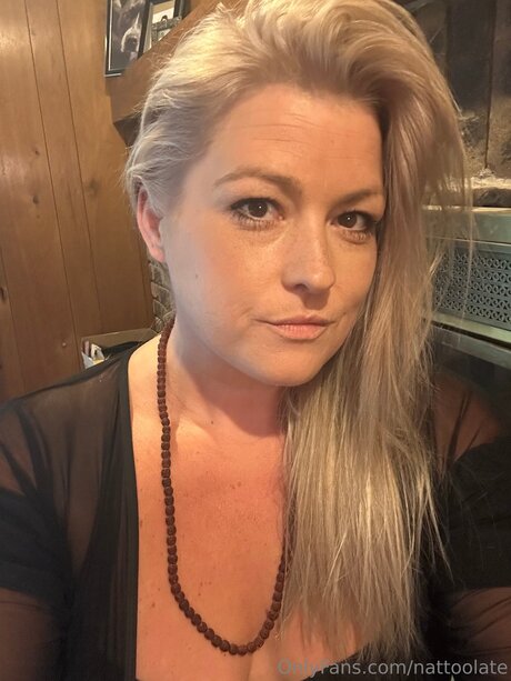 Nattoolate model naked pictures