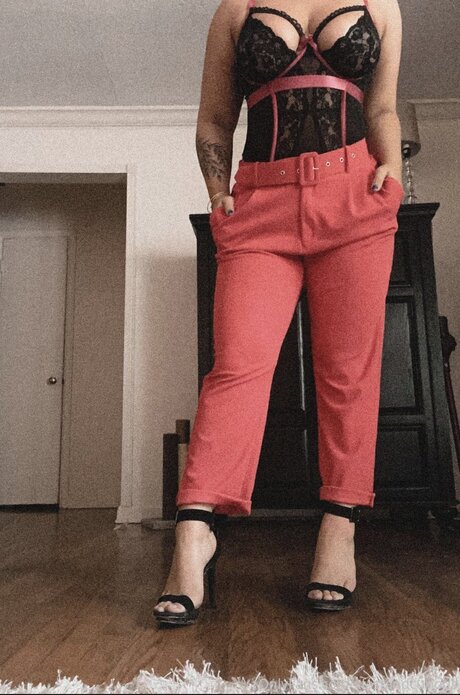 Xfastandcurious model sexy photos