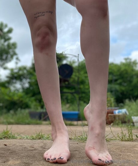 Kneelyb4me best actress gallery