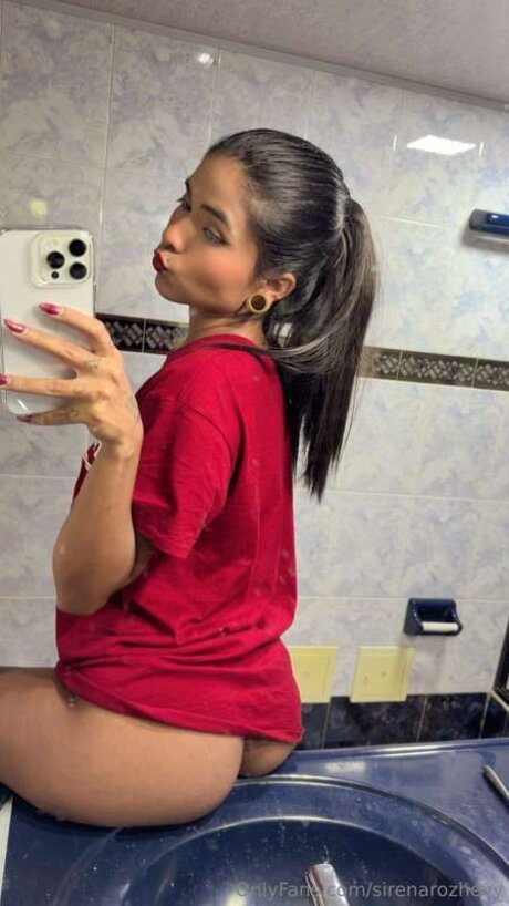 Sirenarozhevy nude pornstar pictures